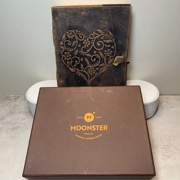 Moonster Premium Genuine Leather Goods Hand Made Brand New in Box - Picture 10 of 11